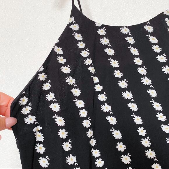 En Saison Daisy Print Cross Back Slip Dress Size Medium - Picture 5 of 10